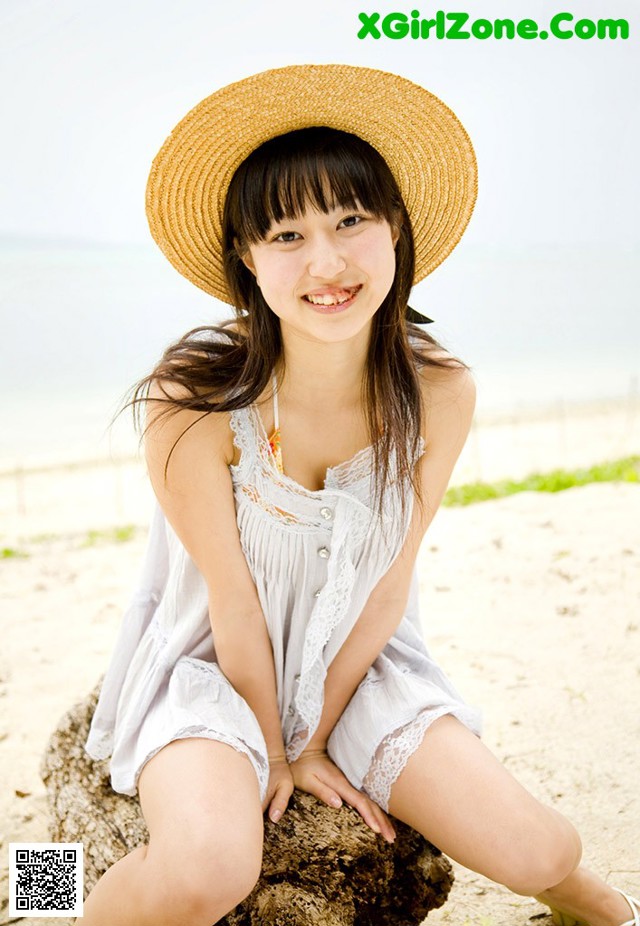 Yui Minami - Wifebucket Girl Bigboom No.5e2ae7